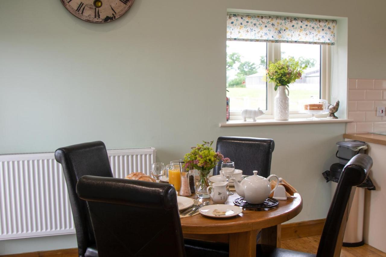 Fieldsview Villa Wrexham Ngoại thất bức ảnh